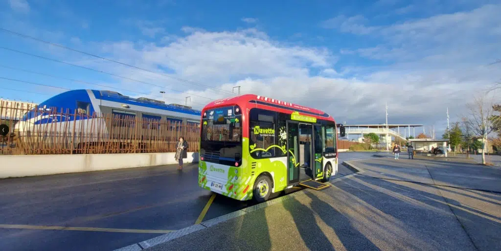 covering bus - navette Lineo - morlaix