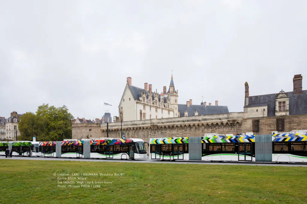 habillage bus - SEMITAN - le voyage à Nantes 2019