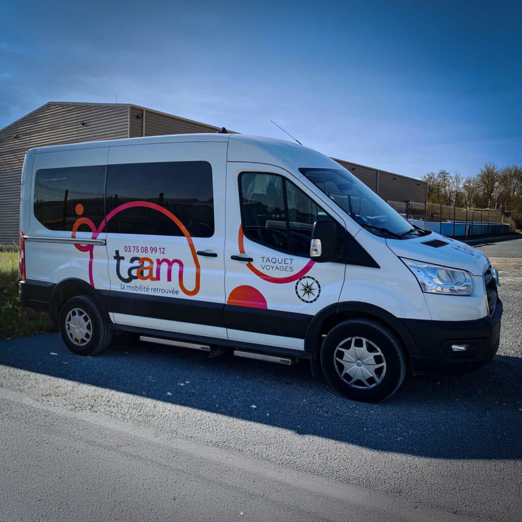 Covering d'un minibus pour le réseau TAAM