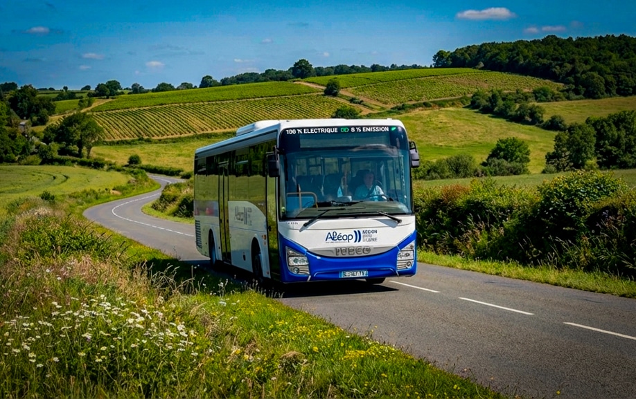 Marquage semi intégral d'un autobus électrique