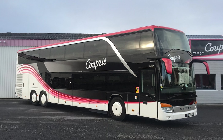 Habillage d’autocar de tourisme Voyages Coupris