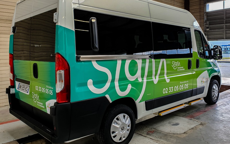 Personnalisation d'un minibus de transport public