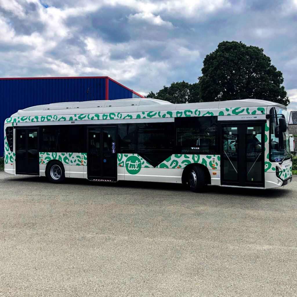 Habillage d'un autobus TUL pour un constructeur