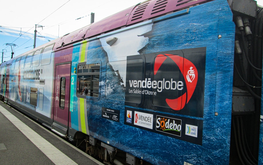 Livrée spéciale Vendée Globe appliquée sur une rame ferroviaire