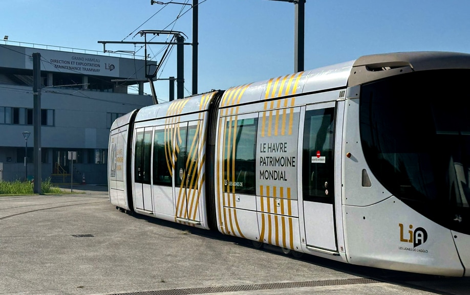 Convering intégral sur un tram urbain