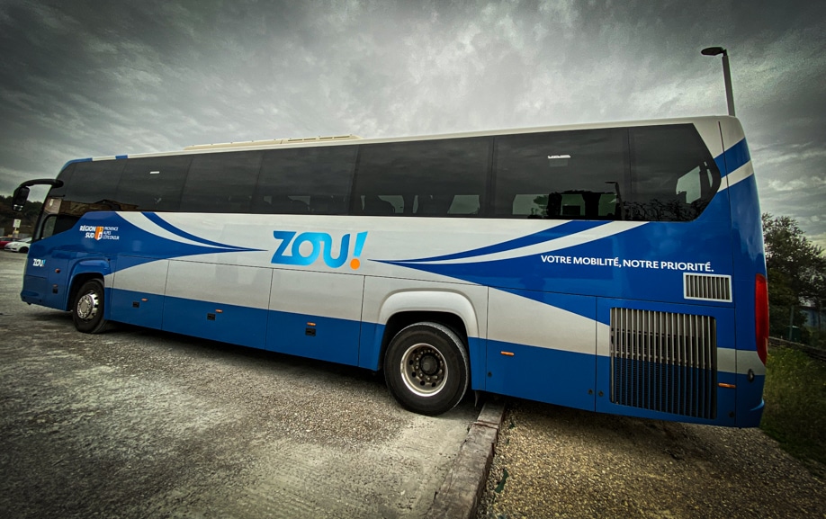 Habillage extérieur d’un véhicule du réseau ZOU