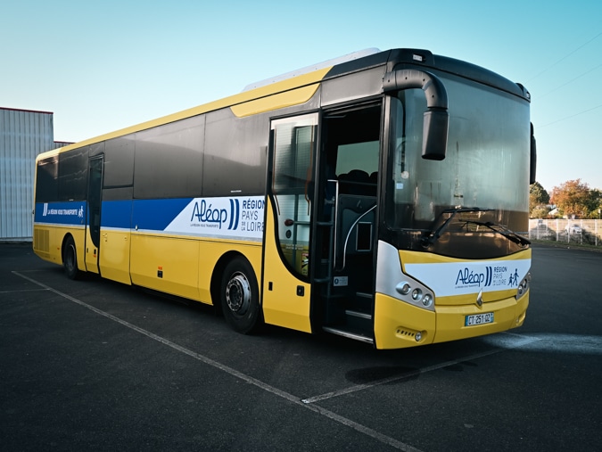 Exemple de peinture sur un autocar scolaire