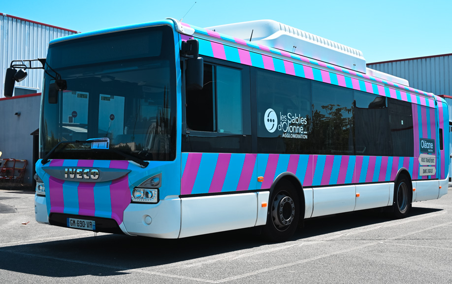 Covering d'un bus iveco urbanway pour Oléane